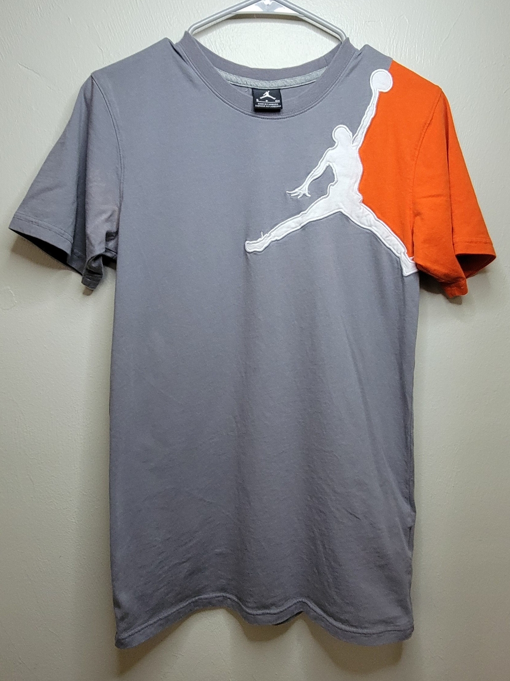 Vintage Y2K Nike Air Jordan Embroidered Jumpman Logo Rare Orange/Grey Colorway S